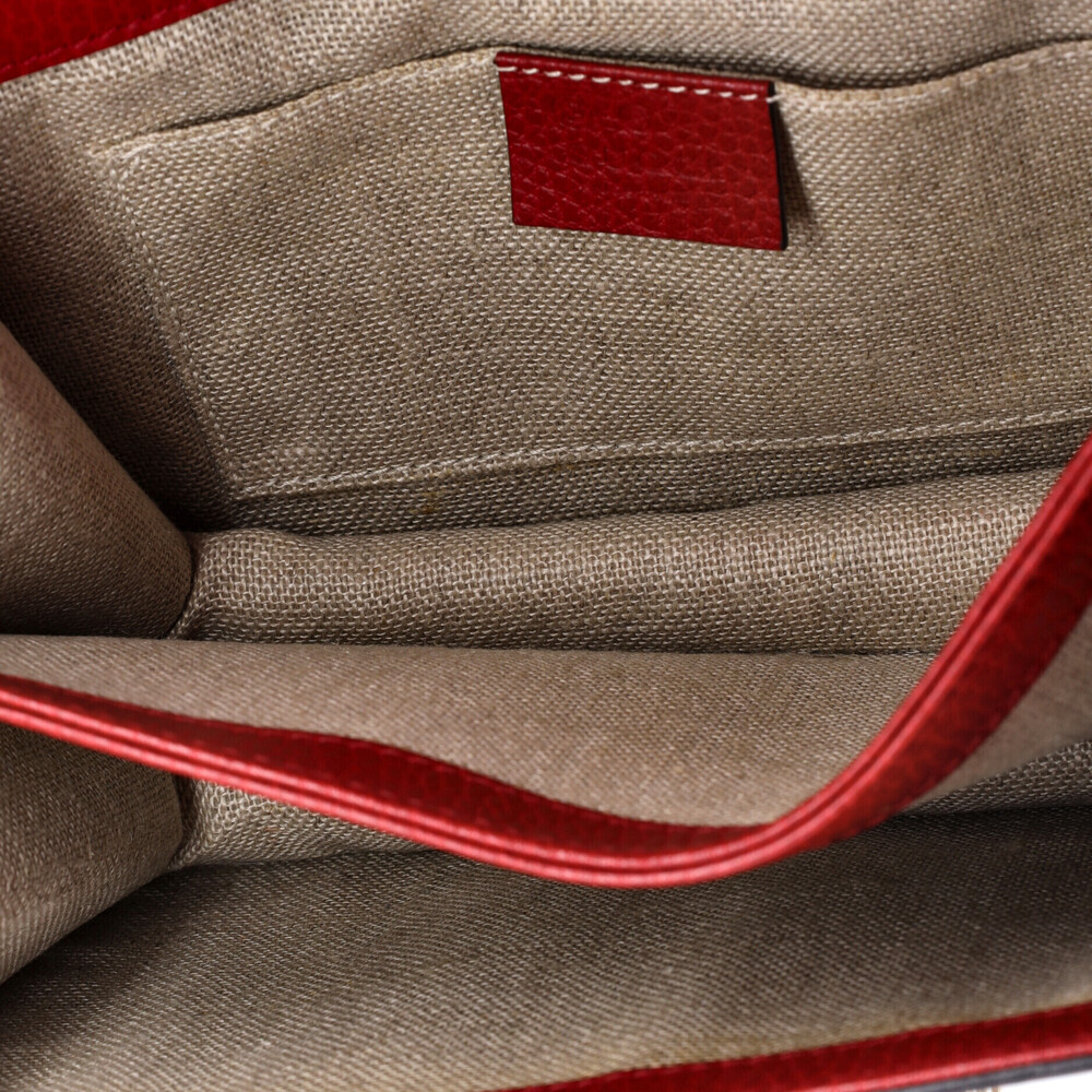 Gucci Small Interlocking Shoulder Bag - Picture 5 of 6